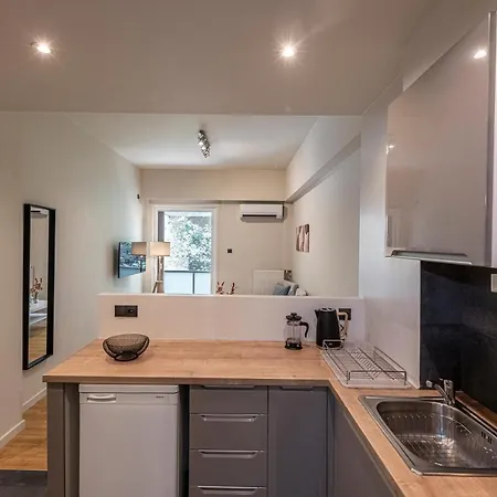 Phaedrus Living Center Cozy Studio Lykavitos * Athens
